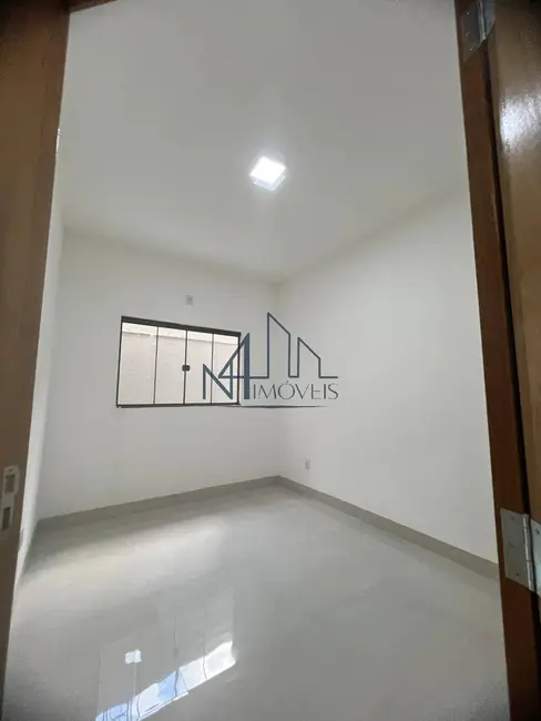 Foto 6 de Casa com 3 quartos à venda, 180m2 em Aparecida De Goiania - GO