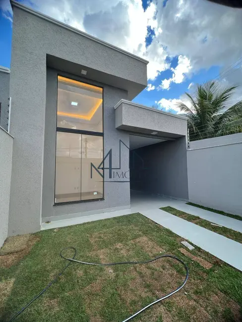 Foto 1 de Casa com 3 quartos à venda, 180m2 em Aparecida De Goiania - GO