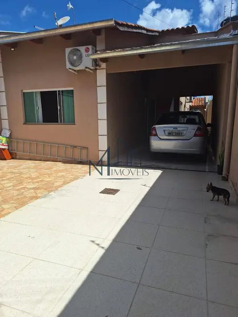 Foto 1 de Casa com 3 quartos à venda, 200m2 em Jardim Buriti Sereno, Aparecida De Goiania - GO