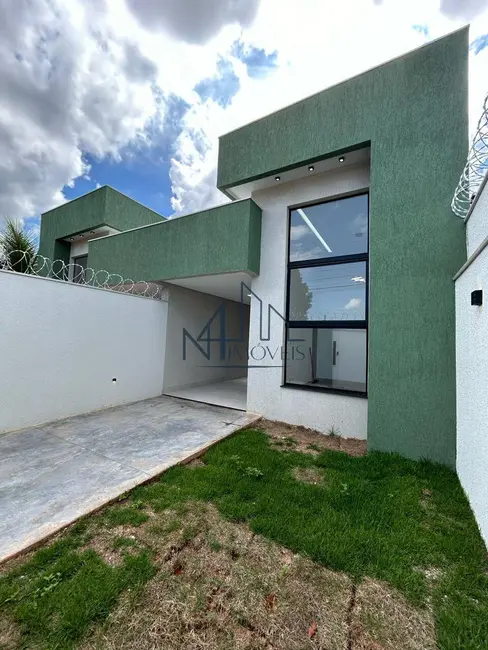 Foto 1 de Casa com 3 quartos à venda, 180m2 em Retiro do Bosque, Aparecida De Goiania - GO