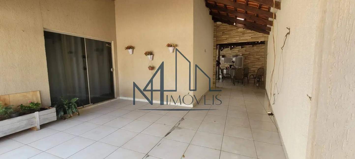 Foto 3 de Casa com 3 quartos à venda, 300m2 em Vera Cruz, Aparecida De Goiania - GO