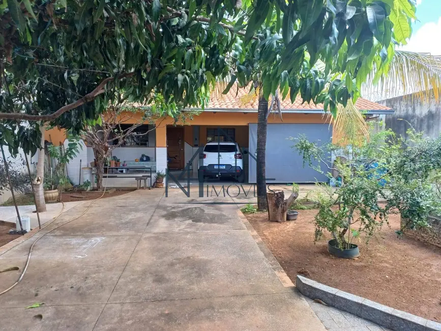 Casa com 3 quartos à venda, 360m2 em Parque Santa Cecília, Aparecida De Goiania - GO - imagem 7 Foto 7 de Casa com 3 quartos à venda, 360m2 em Parque Santa Cecília, Aparecida De Goiania - GO