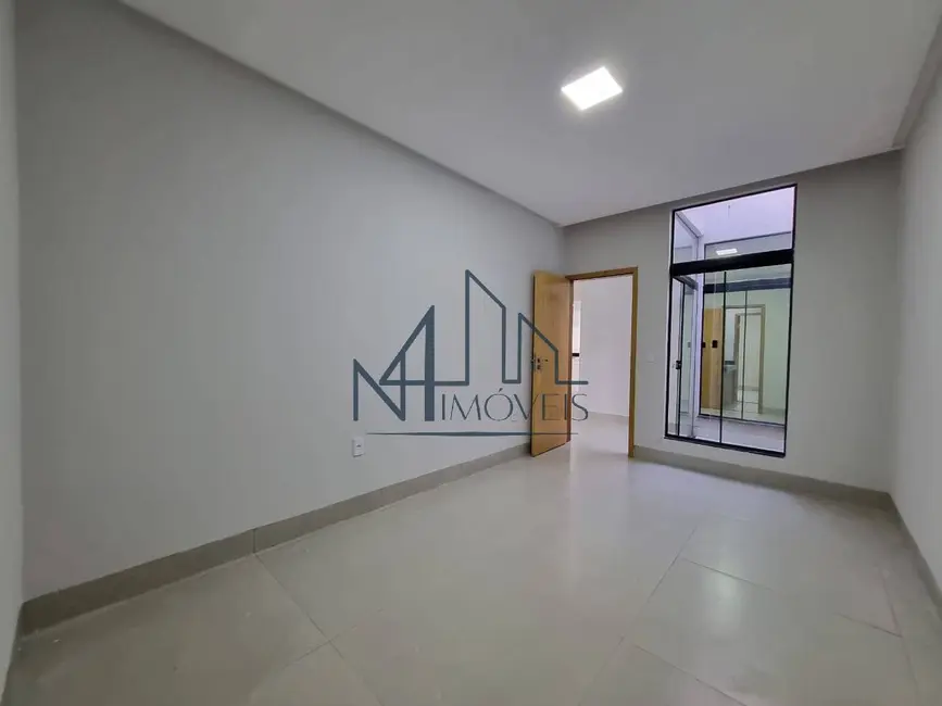 Foto 6 de Casa com 3 quartos à venda, 250m2 em Aparecida De Goiania - GO