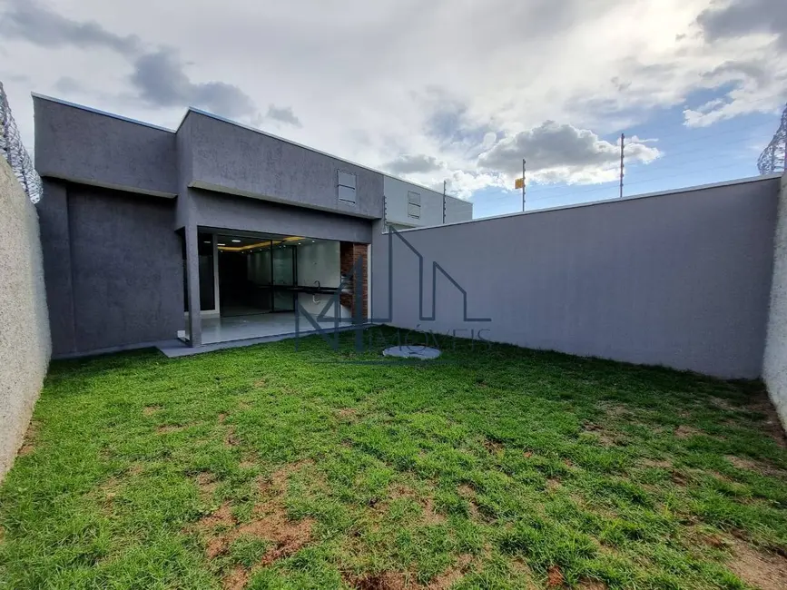 Foto 3 de Casa com 3 quartos à venda, 250m2 em Aparecida De Goiania - GO