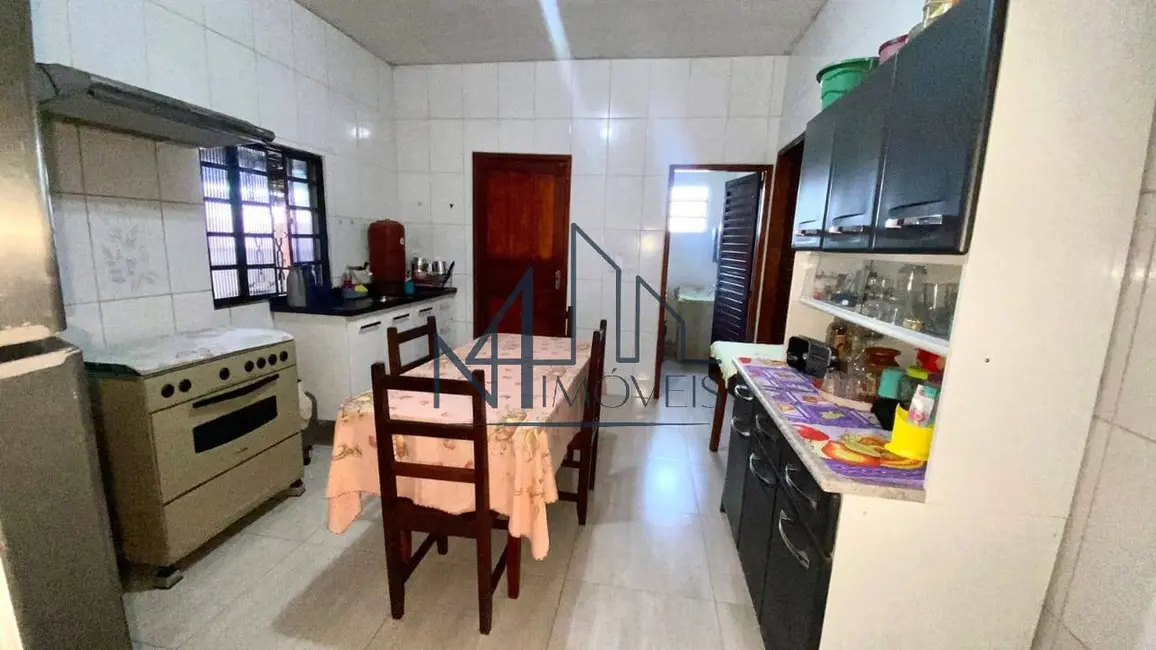 Foto 2 de Casa com 3 quartos à venda, 368m2 em Jardim Iracema, Aparecida De Goiania - GO