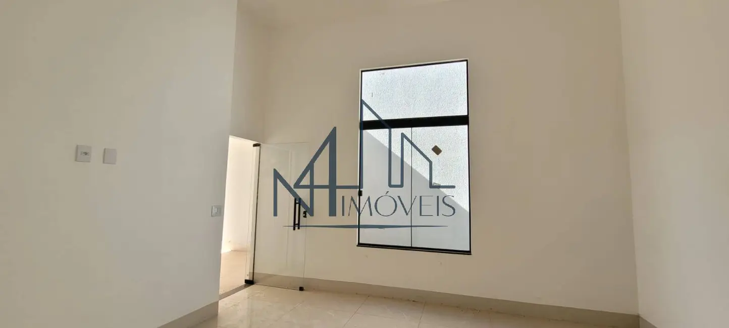 Foto 3 de Casa com 3 quartos à venda, 190m2 em Jardim Cristalino, Aparecida De Goiania - GO