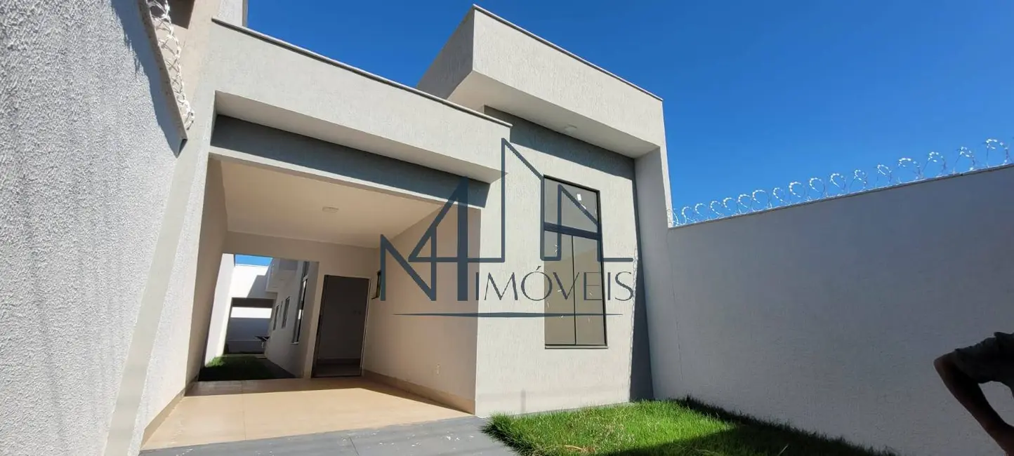 Foto 1 de Casa com 3 quartos à venda, 190m2 em Jardim Cristalino, Aparecida De Goiania - GO