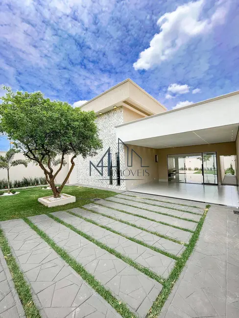 Foto 1 de Casa com 3 quartos à venda, 430m2 em Cidade Satélite São Luiz, Aparecida De Goiania - GO