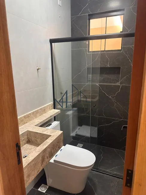 Casa com 3 quartos à venda, 180m2 em Residencial Andrade Reis, Aparecida De Goiania - GO - imagem 4 Foto 4 de Casa com 3 quartos à venda, 180m2 em Residencial Andrade Reis, Aparecida De Goiania - GO