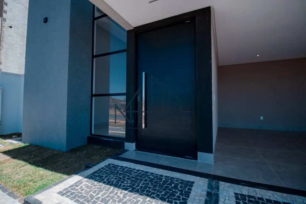 Foto 3 de Casa com 3 quartos à venda, 322m2 em Aparecida De Goiania - GO