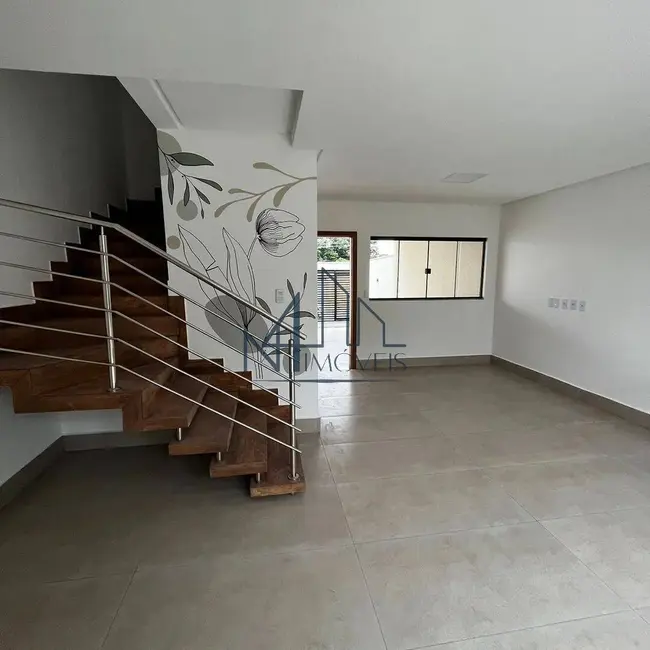 Foto 4 de Casa com 3 quartos à venda, 180m2 em Parque Hayala, Aparecida De Goiania - GO