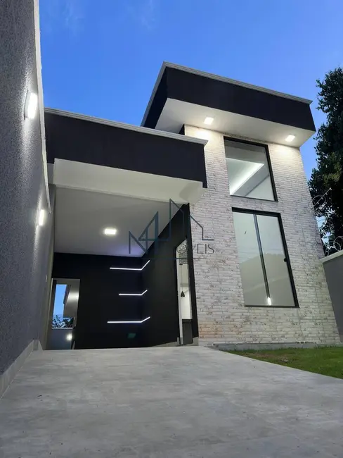 Foto 1 de Casa com 3 quartos à venda, 180m2 em Jardim Cristalino, Aparecida De Goiania - GO