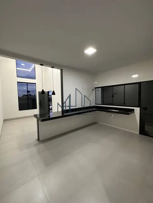 Foto 6 de Casa com 3 quartos à venda, 180m2 em Jardim Cristalino, Aparecida De Goiania - GO