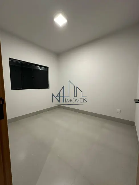 Foto 7 de Casa com 3 quartos à venda, 180m2 em Jardim Cristalino, Aparecida De Goiania - GO