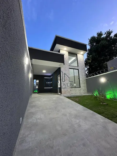 Foto 3 de Casa com 3 quartos à venda, 180m2 em Jardim Cristalino, Aparecida De Goiania - GO