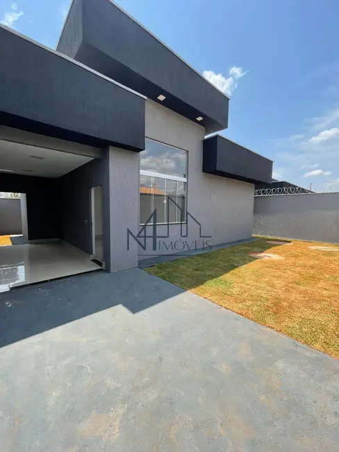 Foto 1 de Casa com 3 quartos à venda, 189m2 em Jardim Cristalino, Aparecida De Goiania - GO