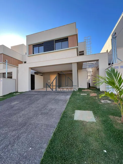 Sobrado com 4 quartos à venda, 201m2 em Aparecida De Goiania - GO - imagem 4 Foto 4 de Sobrado com 4 quartos à venda, 201m2 em Aparecida De Goiania - GO