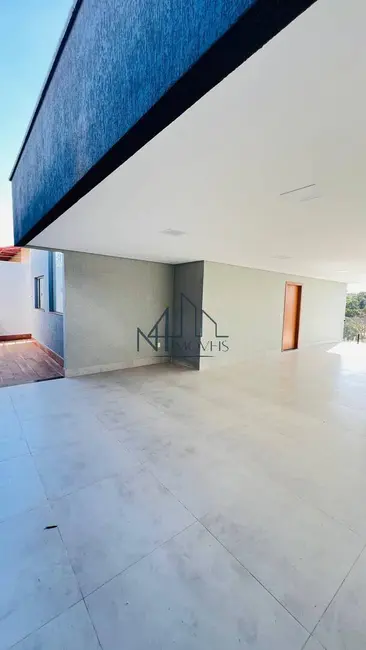 Foto 2 de Casa com 3 quartos à venda, 420m2 em Itapoã, Aparecida De Goiania - GO