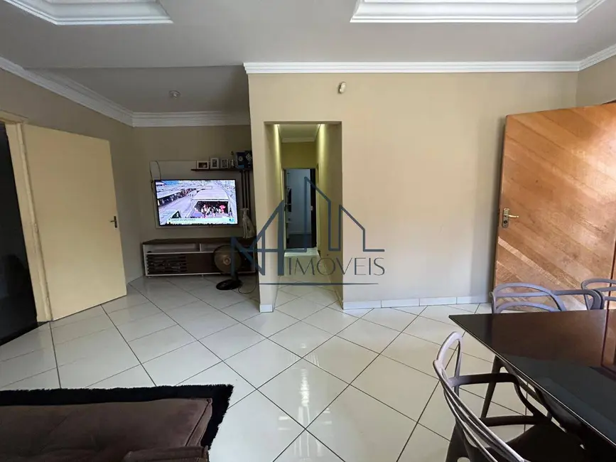 Foto 8 de Casa com 3 quartos à venda, 284m2 em Jardim Leblon, Goiania - GO