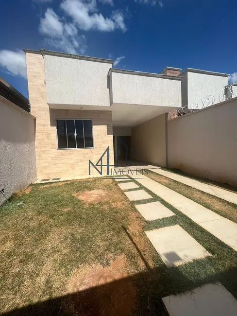 Foto 2 de Casa com 3 quartos à venda, 185m2 em Aparecida De Goiania - GO