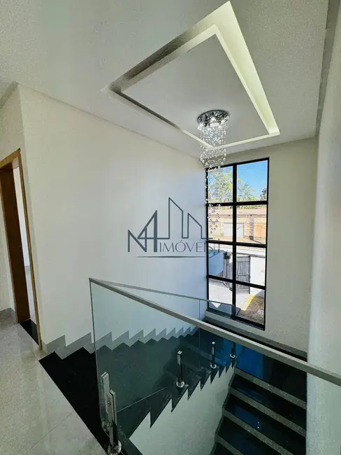 Sobrado com 3 quartos à venda em Independência - 2º Complemento, Aparecida De Goiania - GO - imagem 8 Foto 8 de Sobrado com 3 quartos à venda em Independência - 2º Complemento, Aparecida De Goiania - GO