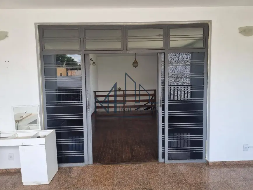 Foto 8 de Casa com 4 quartos à venda em Setor Leste Universitário, Goiania - GO