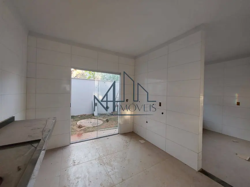 Foto 8 de Casa com 3 quartos à venda, 180m2 em Setor dos Estados, Aparecida De Goiania - GO
