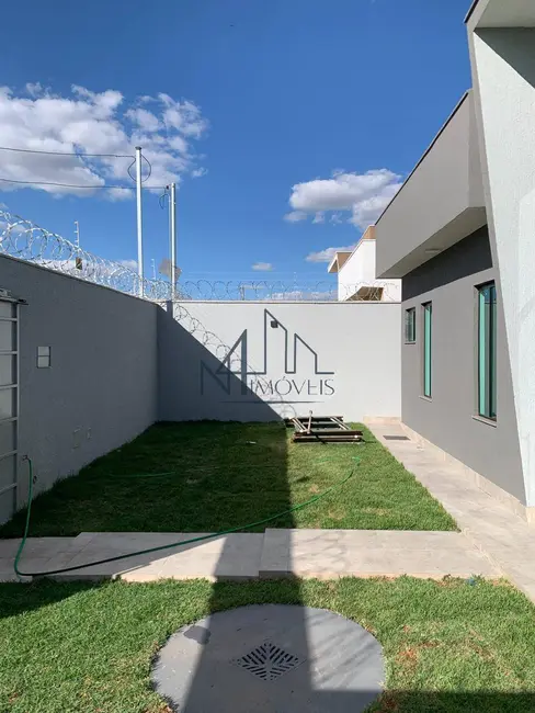 Foto 2 de Casa com 3 quartos à venda, 180m2 em Jardim Esplanada, Aparecida De Goiania - GO