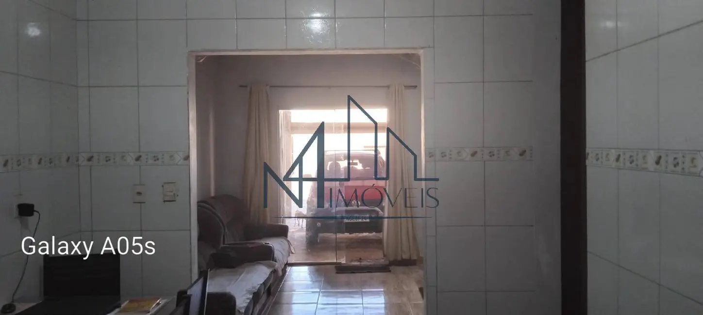 Casa com 3 quartos à venda, 230m2 em Jardim Tropical, Aparecida De Goiania - GO - imagem 6 Foto 6 de Casa com 3 quartos à venda, 230m2 em Jardim Tropical, Aparecida De Goiania - GO