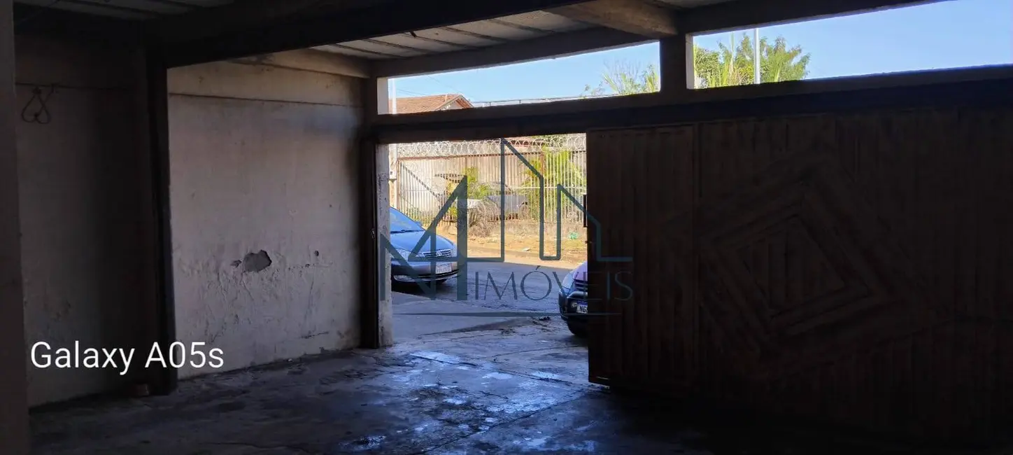 Casa com 3 quartos à venda, 230m2 em Jardim Tropical, Aparecida De Goiania - GO - imagem 3 Foto 3 de Casa com 3 quartos à venda, 230m2 em Jardim Tropical, Aparecida De Goiania - GO