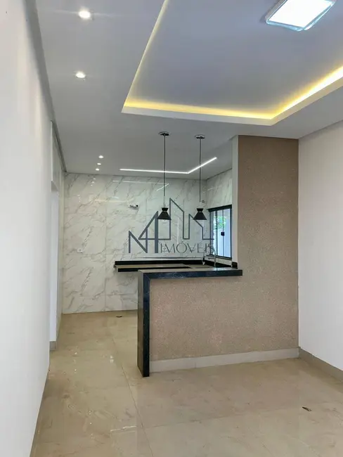 Casa com 3 quartos à venda, 300m2 em Setor Grajaú, Goiania - GO - imagem 3 Foto 3 de Casa com 3 quartos à venda, 300m2 em Setor Grajaú, Goiania - GO