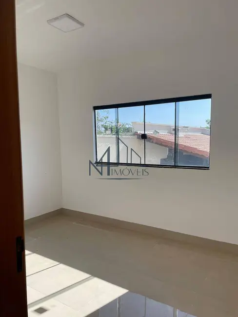 Casa com 3 quartos à venda, 300m2 em Setor Grajaú, Goiania - GO - imagem 5 Foto 5 de Casa com 3 quartos à venda, 300m2 em Setor Grajaú, Goiania - GO