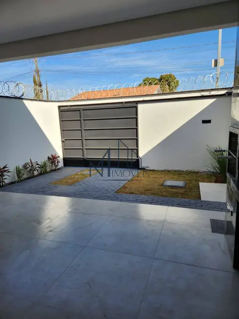 Casa com 3 quartos à venda, 150m2 em Residencial Jardim Canedo III, Senador Canedo - GO - imagem 1 Foto 1 de Casa com 3 quartos à venda, 150m2 em Residencial Jardim Canedo III, Senador Canedo - GO