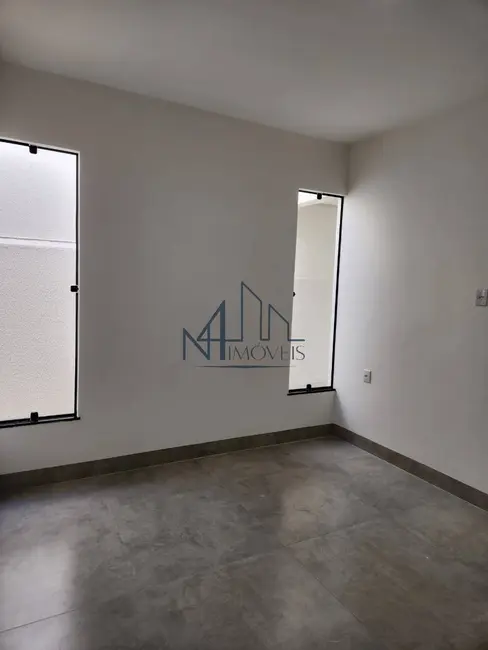 Casa com 3 quartos à venda, 150m2 em Residencial Jardim Canedo III, Senador Canedo - GO - imagem 3 Foto 3 de Casa com 3 quartos à venda, 150m2 em Residencial Jardim Canedo III, Senador Canedo - GO