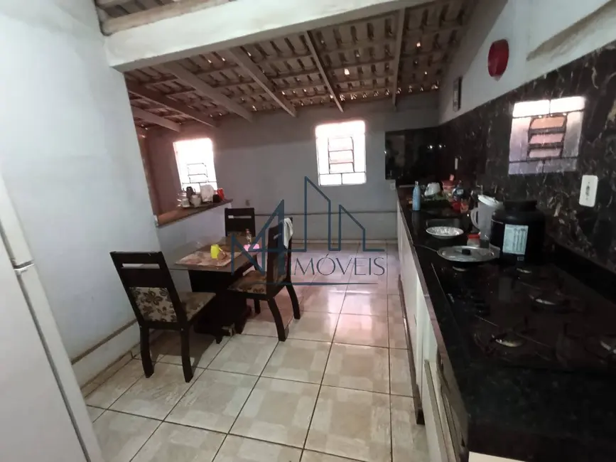 Foto 6 de Casa com 3 quartos à venda, 430m2 em Jardim Iracema, Aparecida De Goiania - GO