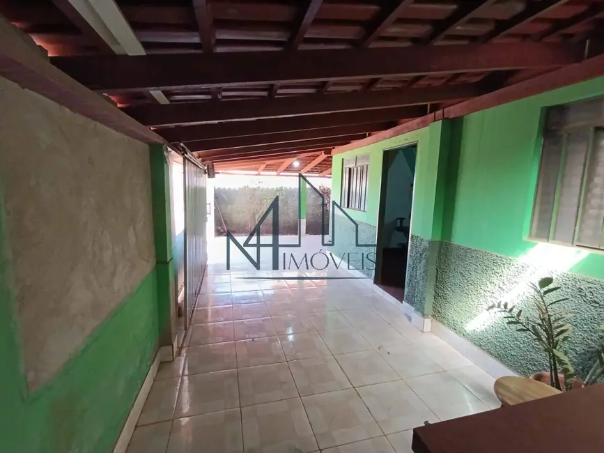 Foto 3 de Casa com 3 quartos à venda, 430m2 em Jardim Iracema, Aparecida De Goiania - GO