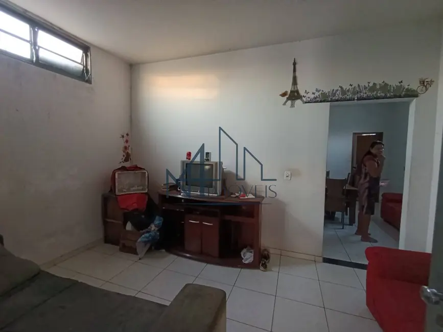 Foto 3 de Casa com 3 quartos à venda, 250m2 em Industrial Santo Antônio, Aparecida De Goiania - GO