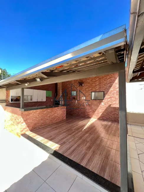 Foto 1 de Casa com 3 quartos à venda, 360m2 em Jardim Balneário Meia Ponte, Goiania - GO