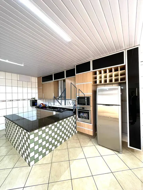 Foto 8 de Casa com 3 quartos à venda, 360m2 em Jardim Balneário Meia Ponte, Goiania - GO