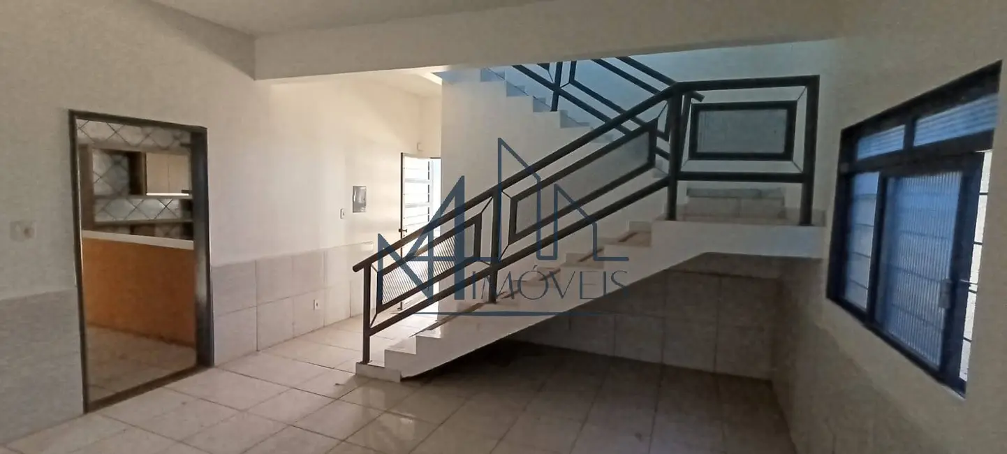 Sobrado com 4 quartos à venda, 360m2 em Retiro do Bosque, Aparecida De Goiania - GO - imagem 7 Foto 7 de Sobrado com 4 quartos à venda, 360m2 em Retiro do Bosque, Aparecida De Goiania - GO