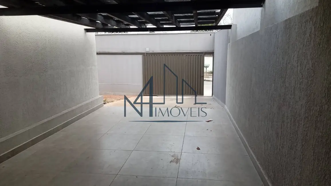 Casa com 3 quartos à venda, 360m2 em Pontal Sul - Acréscimo, Aparecida De Goiania - GO - imagem 1 Foto 1 de Casa com 3 quartos à venda, 360m2 em Pontal Sul - Acréscimo, Aparecida De Goiania - GO