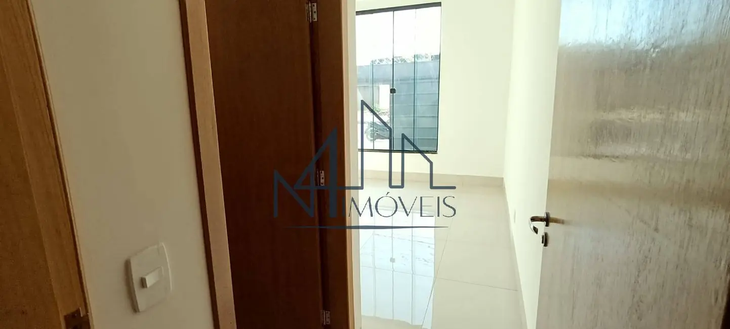 Foto 8 de Casa com 3 quartos à venda, 185m2 em Jardim Cristalino, Aparecida De Goiania - GO