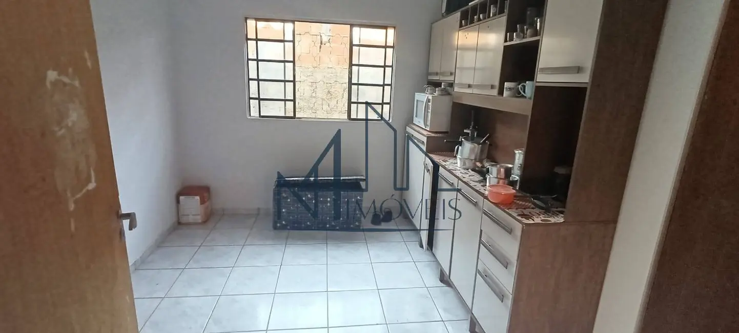 Casa com 4 quartos à venda, 500m2 em Independência, Aparecida De Goiania - GO - imagem 9 Foto 9 de Casa com 4 quartos à venda, 500m2 em Independência, Aparecida De Goiania - GO