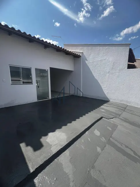 Foto 1 de Casa com 2 quartos à venda, 180m2 em Vila Maria, Aparecida De Goiania - GO