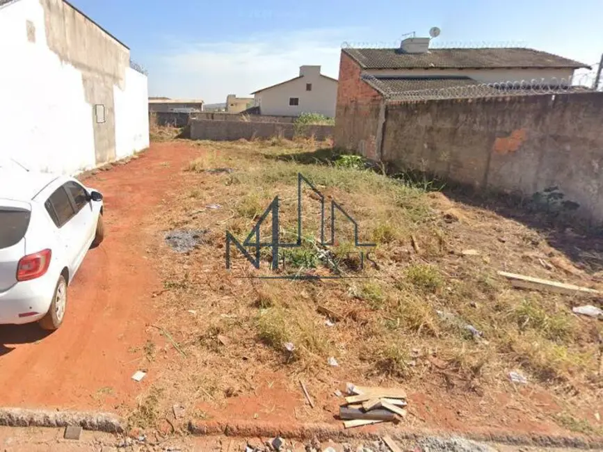 Foto 1 de Terreno / Lote à venda, 310m2 em Jardim Gramado, Goiania - GO
