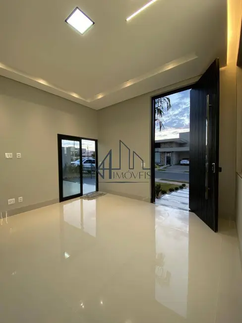 Foto 8 de Sobrado com 3 quartos à venda, 312m2 em Aparecida De Goiania - GO