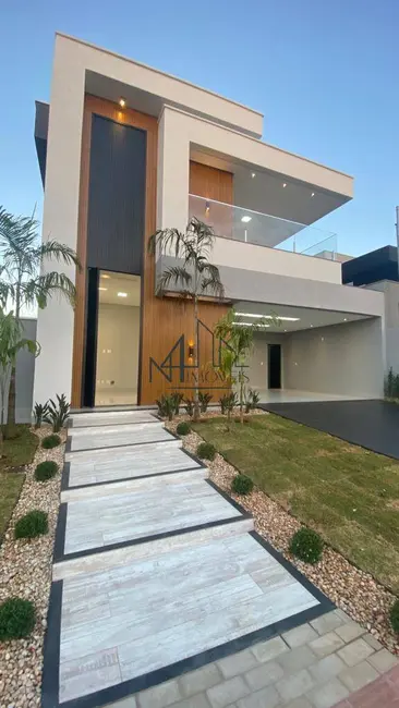 Foto 1 de Sobrado com 3 quartos à venda, 312m2 em Aparecida De Goiania - GO