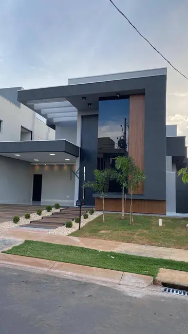 Foto 1 de Casa de Condomínio com 3 quartos à venda, 343m2 em Aparecida De Goiania - GO