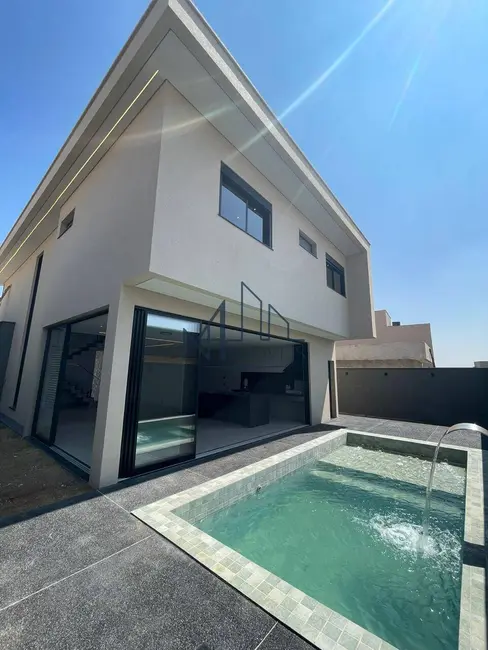 Foto 5 de Sobrado com 5 quartos à venda, 315m2 em Residencial Araguaia, Aparecida De Goiania - GO