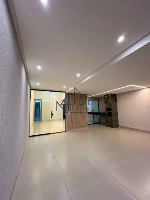 Foto 2 de Casa com 3 quartos à venda, 180m2 em Jardim Tropical, Aparecida De Goiania - GO